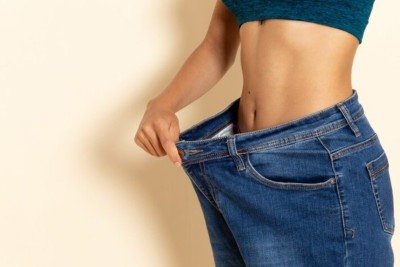 A rápida perda de peso também tem levado mais mulheres aos consultórios de cirurgia plástica -  (crédito: Magnific/Banco de Imagem)