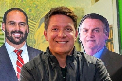 Mário Frias posa ao lado de Jair e Eduardo Bolsonaro de papelão -  (crédito: Reprodução/Redes sociais)