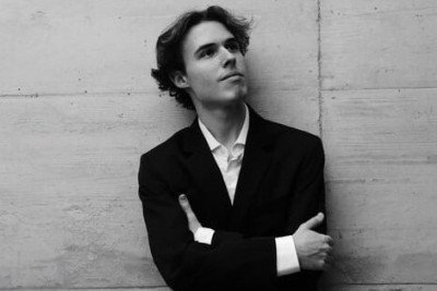 Mateus Fonseca vai interpretar programa que reúne os compositores Renato de Aguiar, Domenico Scarlatti, Beethoven, Federico Mompou, Chopin e Brahms  -  (crédito: Amandine Favrat/divulgação)