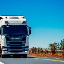 Novas regras reforçam seguros no transporte de cargas - DINO
