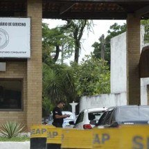 Mulher é presa ao tentar levar maconha para detento - Tupi