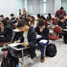Educação financeira pode ser incluída no currículo escolar - José Cruz/Agência Brasil