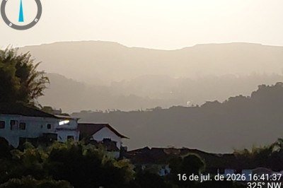 Imagens e vídeos compartilhados em grupos de WhatsApp mostram mais uma vez uma grande concentração de sedimentos sobre diferentes pontos da cidade -  (crédito: Reprodução/Redes Sociais)