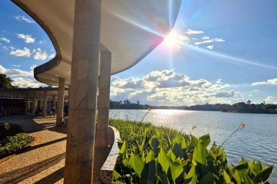 Vista da Lagoa da Pampulha e também o pôr do sol estão incluídos na atividade 'Casa 360º', na Casa do Baile, nesta sexta-feira -  (crédito: Alexandre Guzanshe/EM/D.A Press)