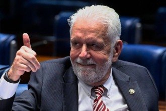 Lula e Edinho escolhem o companheiro e a régua moral de 2026 afunda mais