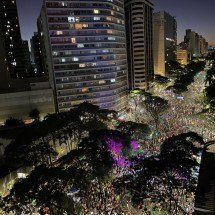 Parada do Orgulho LGBT colore o Centro de BH em defesa da democracia - Larissa Kümpel/EM/DA.Press