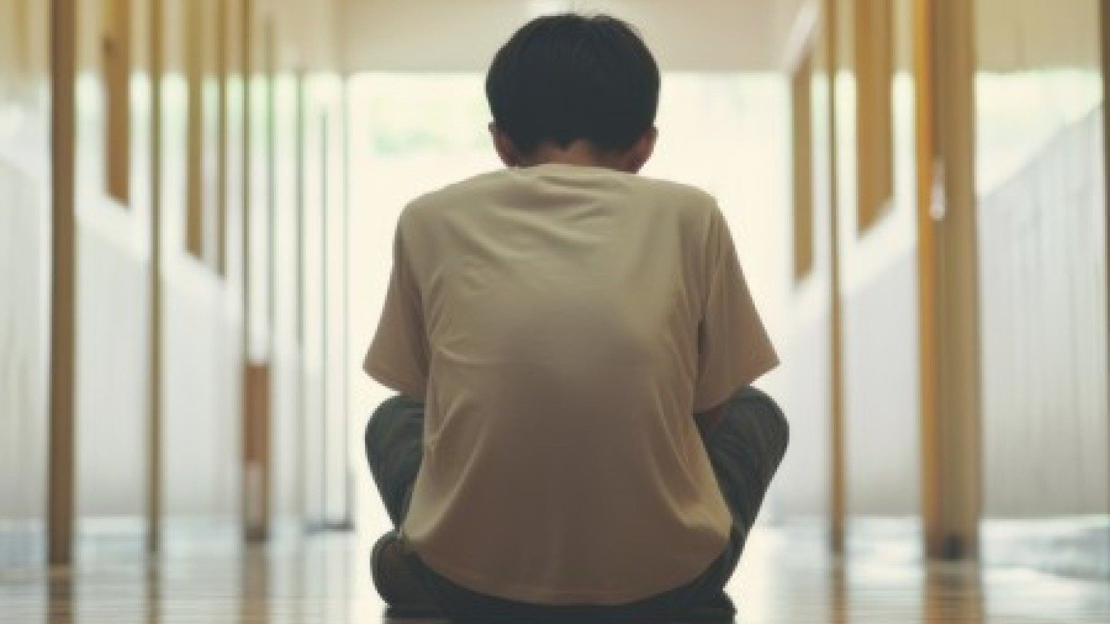 Saiba reconhecer sinais de alerta para suicídio em crianças e adolescentes