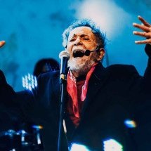 'Música é antes, agora e depois', diz Tom Zé, que canta em BH nesta quarta - Thaís Mallon