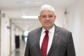 Celulares de graça: ‘Não há espaço fiscal para nova despesa’, diz diretor do IFI