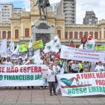 Brumadinho: atingidos fazem manifestação por novo Auxílio Emergencial  - Felipe Cunha /MAB