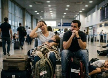 Família vive pesadelo em viagem e ganha indenização de R$ 28 mil na Justiça por descaso das aéreas -  (crédito: Tupi)