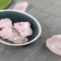 Simpatia do quartzo rosa para esquecer um grande amor para sempre - Wemystic