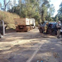 Acidente deixa motorista preso às ferragens e congestiona BR-356 - CBMMG/Divulga&ccedil;&atilde;o