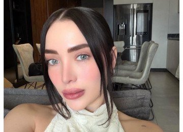 Adriana Garc&iacute;a, influenciadora mexicana falecida aos 30 anos, era conhecida por seu trabalho no universo da beleza e nas redes sociais -  (crédito: Redes sociais)