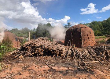 Caldeira em Oliveira, no distrito de Morro de Ferro -  (crédito: Divulgação/Polícia Militar)