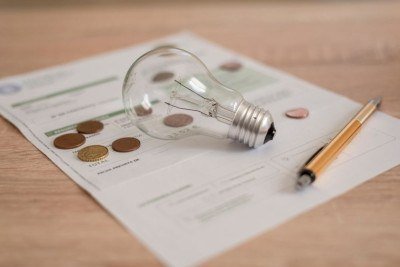 Cobrança indevida que zerou conta bancária do cliente deve ser restituída -  (crédito: Envato Elements / Divulgação)