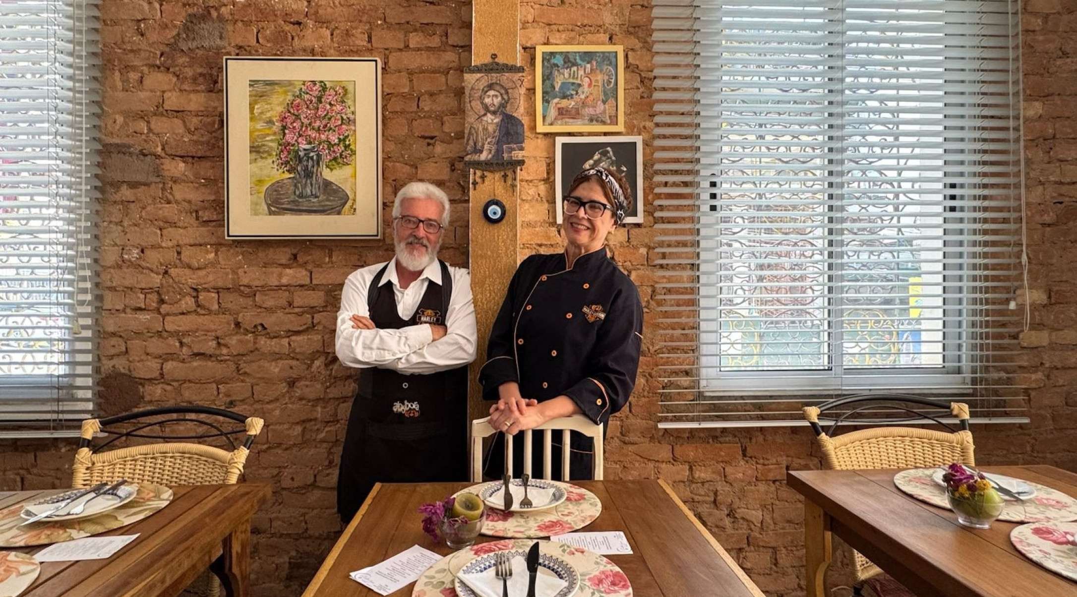 Tunico Caldeira e Carmelita Chaves, do Ab&oacute;bora Bistr&ocirc;