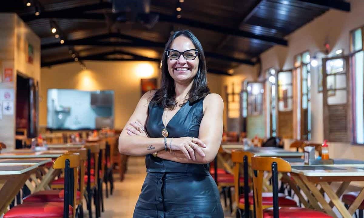 "A orienta&ccedil;&atilde;o &eacute; que os estabelecimentos invistam cada vez mais em preven&ccedil;&atilde;o, com equipes treinadas, monitoramento por c&acirc;meras, controle de itens de maior valor e protocolos internos de seguran&ccedil;a" - Karla Rocha - Presidente Abrasel Minas Gerais