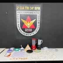 Mulher transforma casa em laboratório de drogas e acaba presa em BH - PMMG/Reprodução