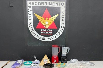 PM fecha laboratório de drogas e prende mulher na capital mineira -  (crédito: PMMG/Reprodução)