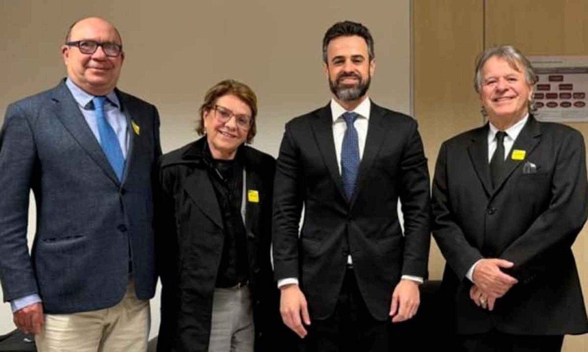 Procuradores do MPMG Jos&eacute; Ant&ocirc;nio Ba&ecirc;ta, Selma Maria e Joaquim Dourado, com o conselheiro do CNMP Rom&atilde;o &Aacute;vila