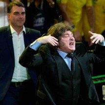 Aliado a Rubio, Milei e Netanyahu, Flávio dobra aposta na crise externa