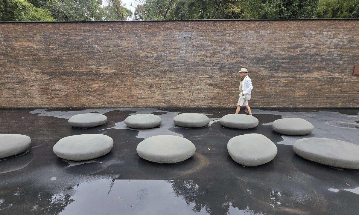 Pela primeira vez em Campos do Jord&atilde;o, o artista mineiro Alu&iacute;zio Figueiredo se encantou com as obras de artes espalhadas pelo Hotel Ort