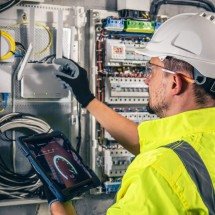 NR 10 atualizada: 7 mudanças que reforçam a segurança elétrica nas empresas