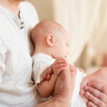 Consumo paterno de ultraprocessados pode influenciar peso e medidas do bebê - Imagem de magnific