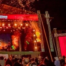 Briga em festival envolve dupla sertaneja e termina com vítima no hospital - ExpoNaza/Divulgação