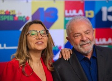 Janja e o presidente Lula da Silva -  (crédito:  Reprodução/Agência Brasil)