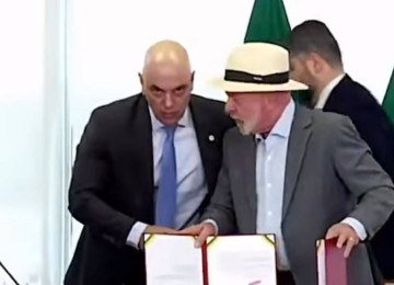 A conversa entre Lula e Alexandre de Moraes -  (crédito: Reprodução/YouTube)