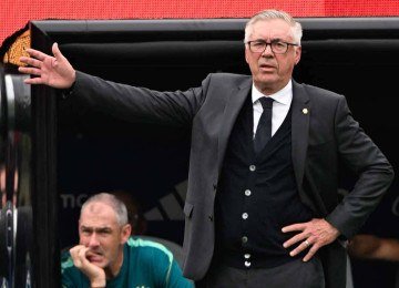 Sob o comando do tÃ©cnico italiano Carlo Ancelotti, o Brasil caiu para a Noruega nas oitavas de fina da Copa do Mundo -  (crédito: Pedro UGARTE / AFP)