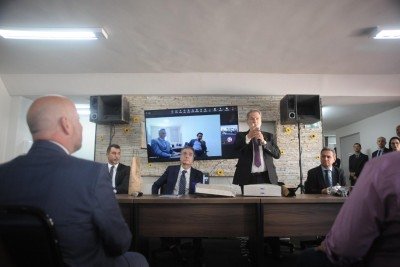 Reunião sela acordo entre Caixa Econômica e prefeituras lesadas por golpes cibernéticos -  (crédito: Alexandre Guzanshe/EM/D.A.Press)
