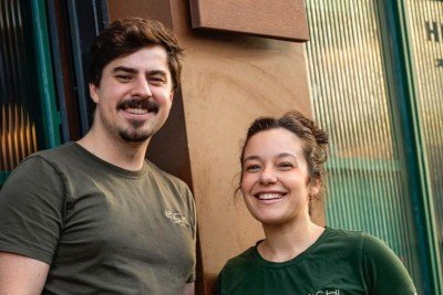 Guilherme e Yzabella Righi, à frente do Righi Gastronomia e do Righi Café, Bar e Restaurante -  (crédito: Victor Schwaner/Divulgação )