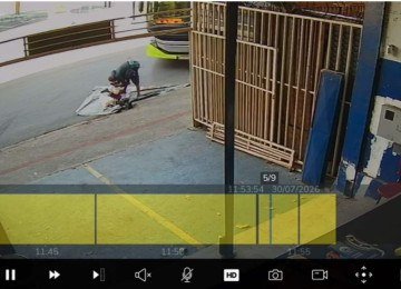 O homem estava agachado e de costas, quando o ônibus da linha 52 do Move o acertou -  (crédito: Imagens cedidas ao Estado de Minas)