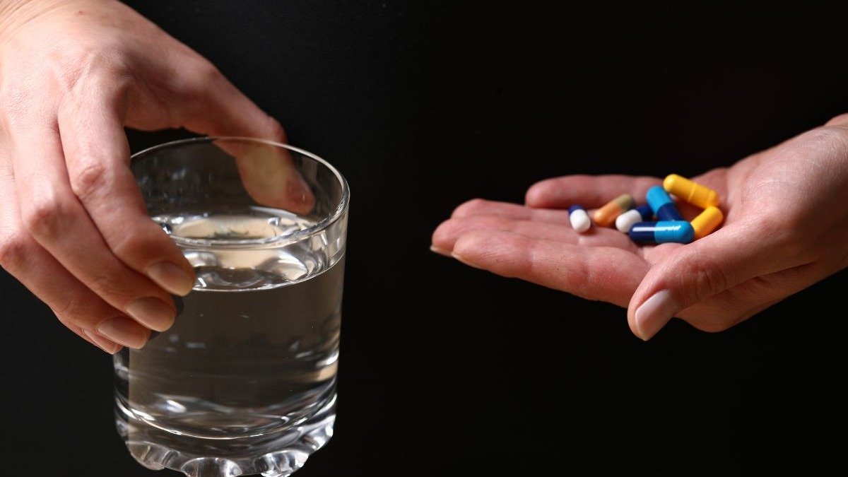 As subst&acirc;ncias usadas no golpe Boa noite, Cinderela s&atilde;o misturadas em bebidas para dopar a v&iacute;tima -  (crédito: Freepik)