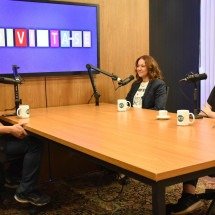 Peça de Bertolt Brecht em cartaz no Podcast Divirta-se - Gladyston Rodrigues
