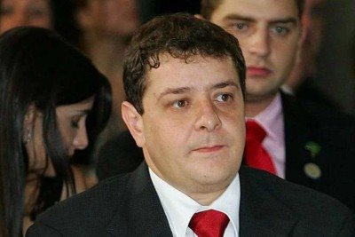 Como a investigação da PF contra Lulinha alimenta o discurso de campanha de Flávio -  (crédito: Foto: Reprodução/ Redes Sociais)