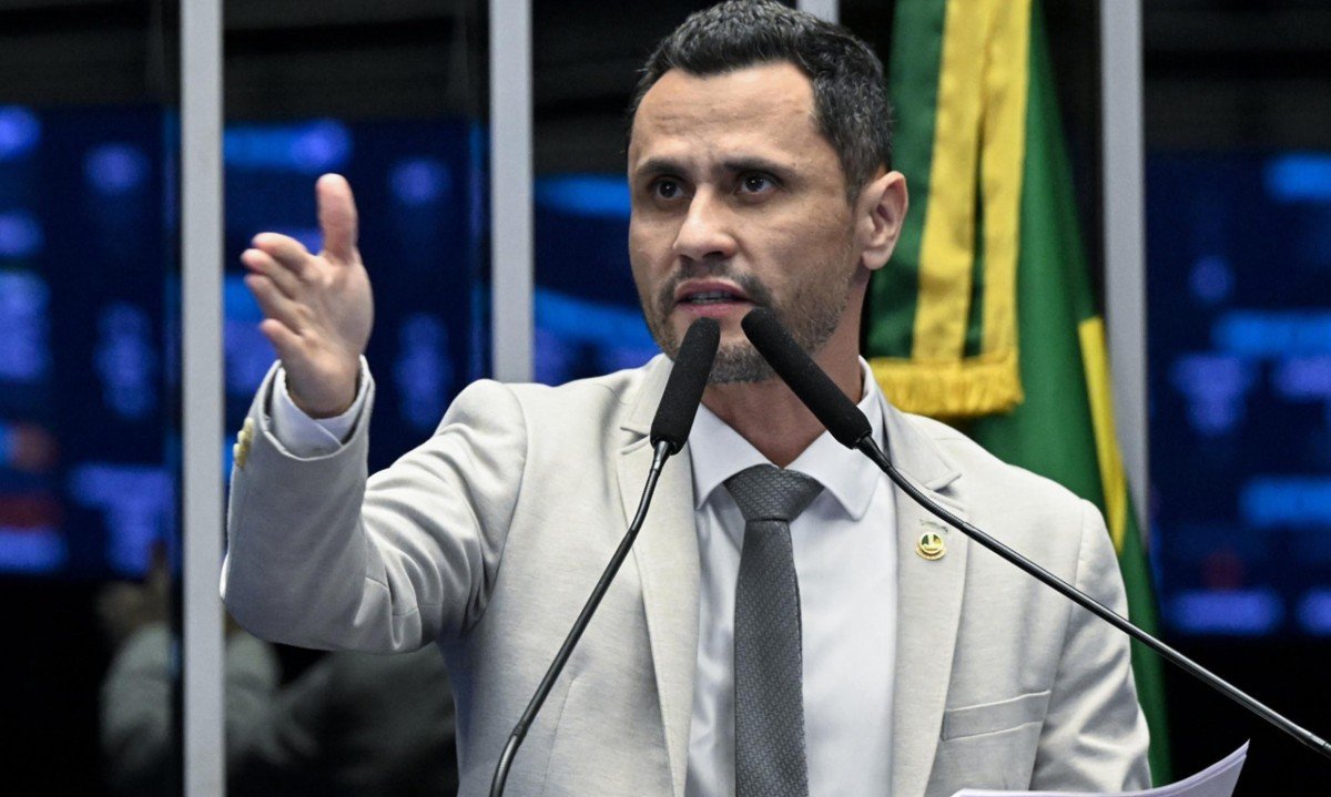 Apesar de liderar as pesquisas de intenção de voto, Cleitinho preferiu desistir da disputa - (crédito: Carlos Moura/Agência Senado)