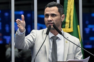 Apesar de liderar as pesquisas de inten&ccedil;&atilde;o de voto, Cleitinho preferiu desistir da disputa -  (crédito: Carlos Moura/Ag&ecirc;ncia Senado)