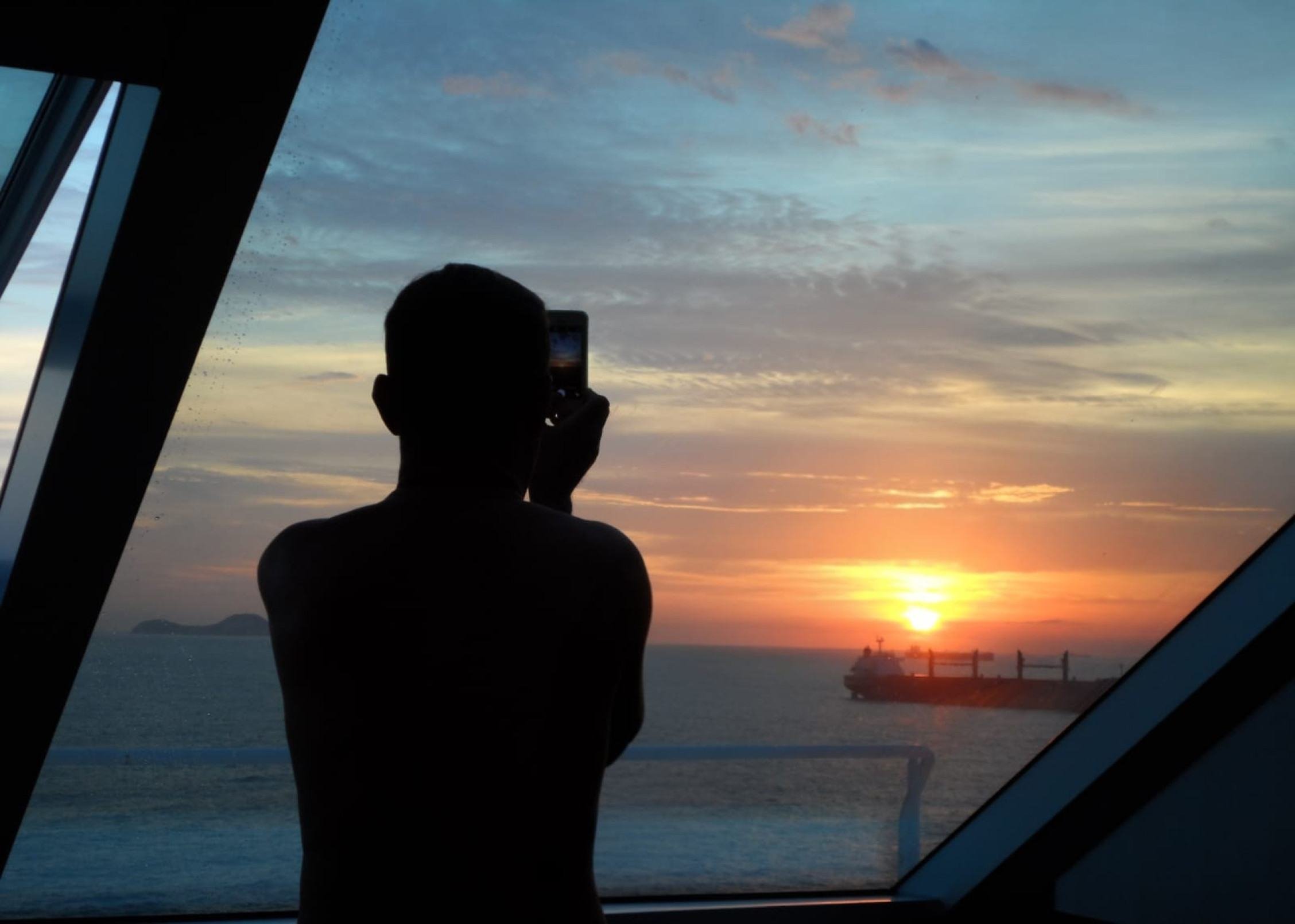 Entre os passageiros mais jovens do MSC Splendida está o fotógrafo paraense Felipe Guimarães-Carlos Altman/EM