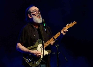 Lobão fez bela homenagem a Lô Borges no Palácio das Artes -  (crédito: @nelson.simoes.fotografia/divulgação)
