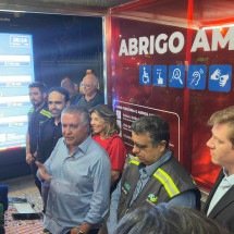 Uma voz no ponto de ônibus: como funciona o Abrigo Amigo em BH