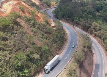 Trecho da Fernão Dias em Brumadinho, na Grande BH -  (crédito: Mateus Pereira/EM/D.A. Press)
