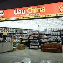Ex-camelô abre nova megaloja de produtos chineses em shopping popular - Gladyston Rodrigues/EM/D.A. Press. Brasil. Belo Horizonte. MG.