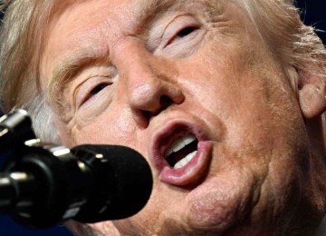 Donald Trump tenta interferir na eleição brasileira para impedir a vitória de Lula -  (crédito: JIM WATSON)