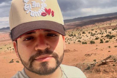 César Gastelum fazia uma live com dois amigos quando foi atingido por um tiro na cabeça -  (crédito: Redes sociais)