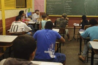 Alunos concluem o ensino médio sem saber regra de três e gráfico de pizza