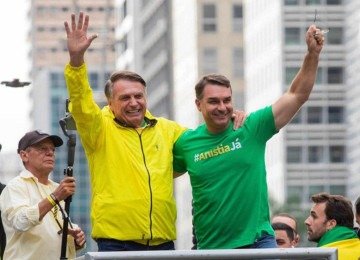 Candidatos, consultores e presos: por onde andam os ministros de Jair Bolsonaro -  (crédito: Foto: Reprodução/Redes Sociais)